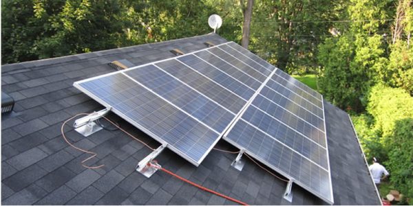 découvrez comment choisir les meilleurs panneaux photovoltaïques pour votre installation solaire. comparez les marques, les rendements et les coûts pour optimiser votre investissement et profiter des énergies renouvelables.