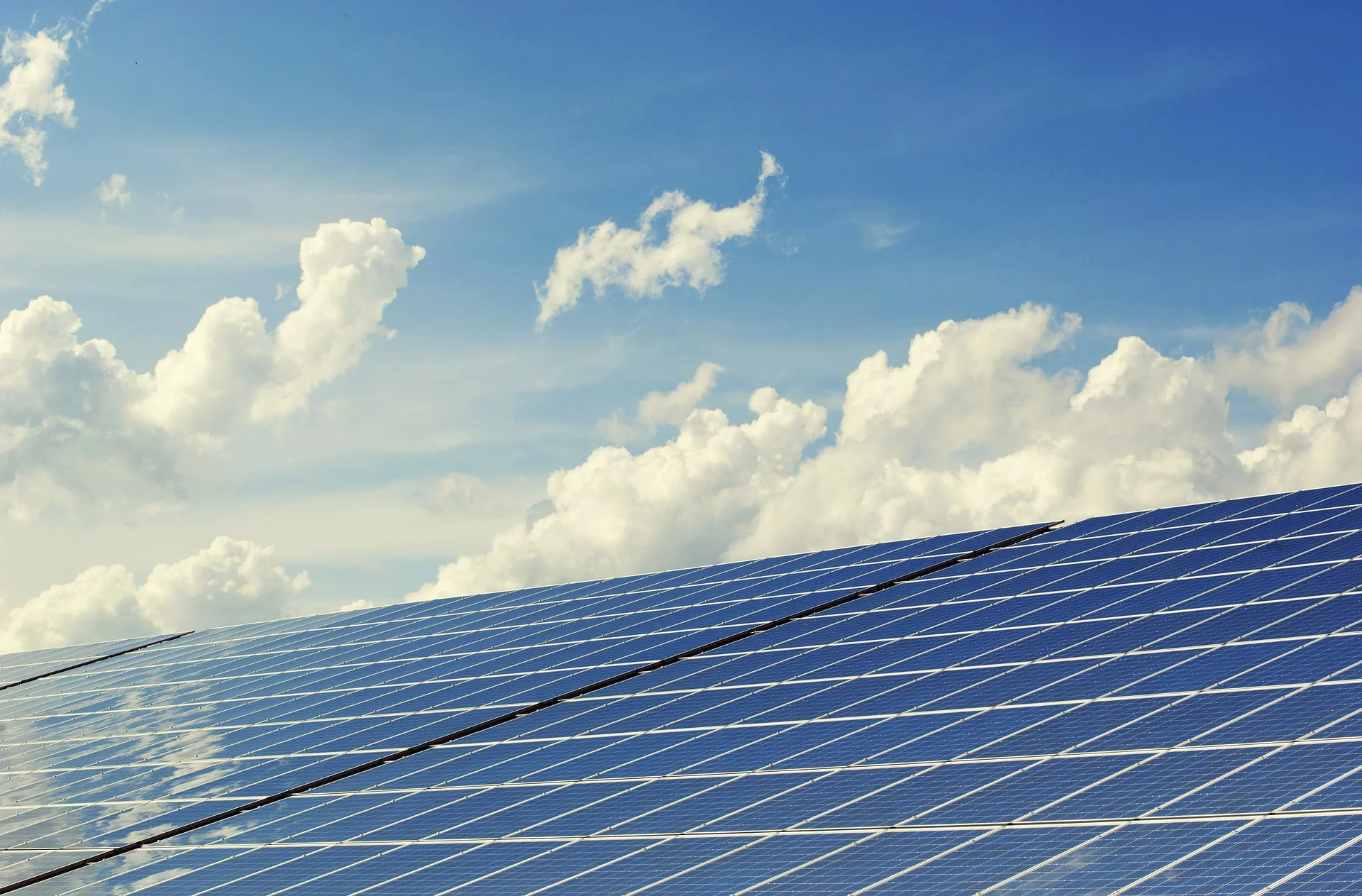 découvrez comment choisir le meilleur fournisseur de panneaux photovoltaïques pour votre projet. comparez les offres, évaluez la qualité, et maximisez votre investissement en énergie renouvelable.