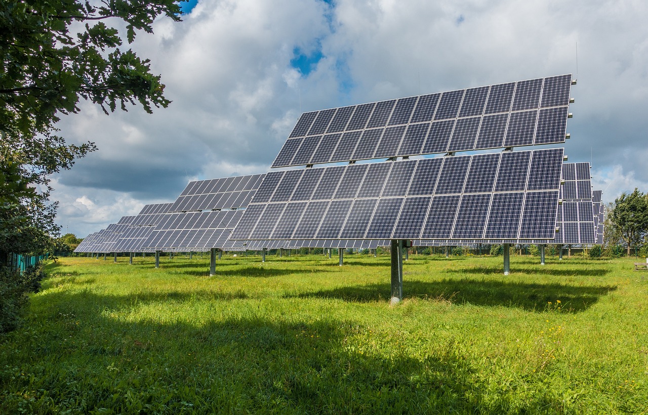 découvrez comment effectuer la déclaration de vos panneaux photovoltaïques en toute simplicité. suivez nos conseils pratiques et informez-vous sur les démarches administratives nécessaires pour bénéficier des aides et subventions liées à votre installation solaire.