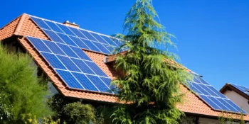 découvrez les étapes essentielles pour la déclaration de vos panneaux photovoltaïques. suivez nos conseils pratiques pour assurer une conformité réglementaire et optimiser votre installation solaire. informez-vous sur les démarches administratives, les aides financières disponibles et maximisez les avantages de votre projet énergétique.
