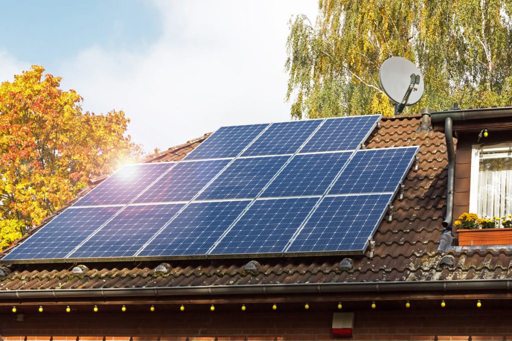 découvrez les différences entre les panneaux photovoltaïques solaires, leurs types, leurs rendements et leurs applications. informez-vous pour faire le meilleur choix pour votre installation énergétique.