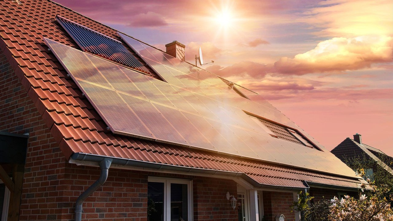 découvrez les différences essentielles entre les panneaux solaires et photovoltaïques. apprenez comment chacun fonctionne, leurs applications respectives, et comment choisir la meilleure option pour votre projet énergétique.