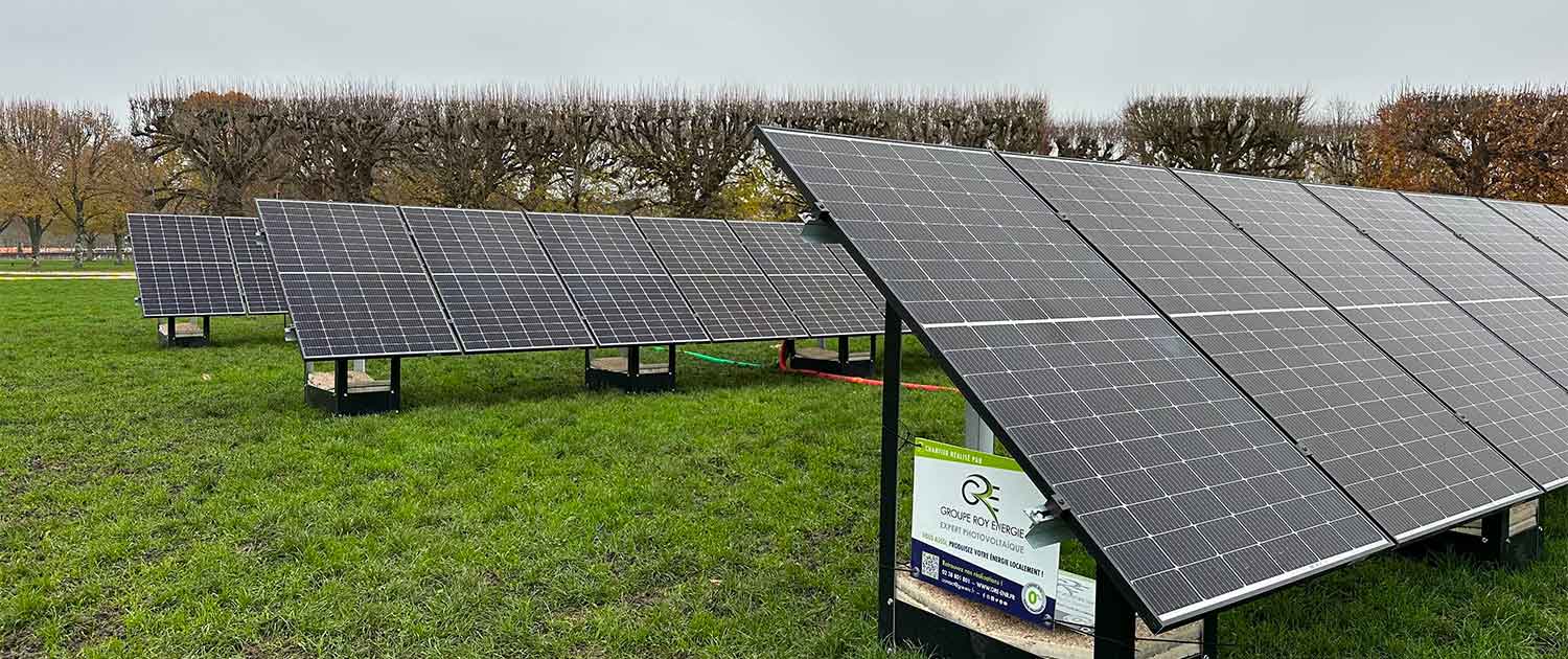 découvrez les principales différences entre les panneaux photovoltaïques et les capteurs solaires thermiques. apprenez comment chacun d'eux fonctionne, leurs applications respectives ainsi que les avantages et inconvénients pour optimiser votre consommation d'énergie renouvelable.