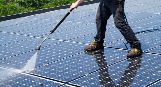 découvrez comment les panneaux photovoltaïques fonctionnent sous un ciel nuageux et leur efficacité dans la production d'énergie solaire. apprenez-en davantage sur les technologies innovantes qui permettent de maximiser la production d'électricité même par temps couvert.