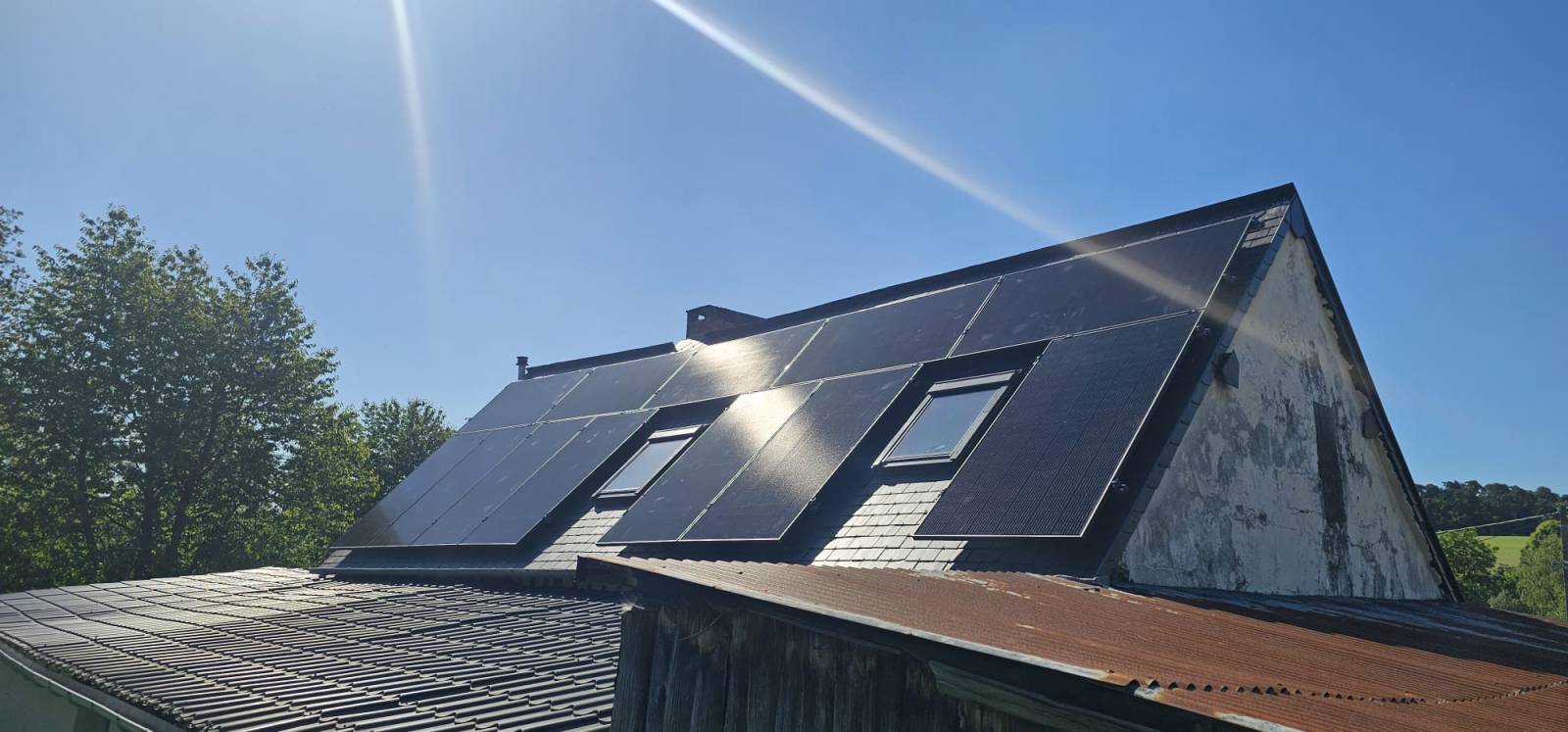 découvrez l'efficacité des panneaux soluxtec, des solutions innovantes pour maximiser la production d'énergie solaire. grâce à leur technologie avancée et leur design optimisé, ces panneaux offrent une performance supérieure et un rendement optimal pour une transition énergétique réussie.