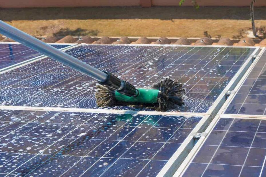 découvrez nos conseils pratiques pour entretenir efficacement vos panneaux photovoltaïques, optimiser leur performance et prolonger leur durée de vie. apprenez les meilleures méthodes de nettoyage et de maintenance pour garantir une production d'énergie solaire optimale.