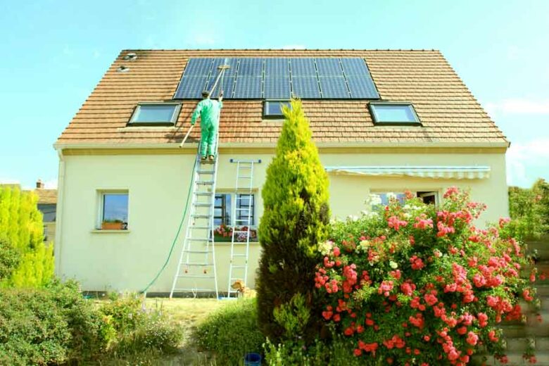 découvrez nos conseils et astuces pour l'entretien de vos panneaux solaires. assurez la performance et la longévité de votre installation photovoltaïque grâce à nos recommandations simples et efficaces.