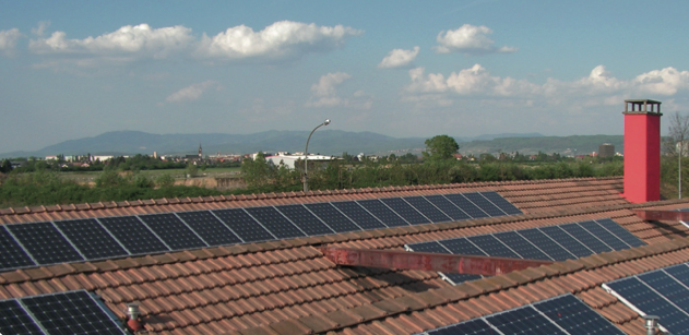 découvrez comment éviter les effets indésirables des panneaux photovoltaïques grâce à nos conseils pratiques et recommandations. assurez-vous une installation optimale et une performance durable de votre système solaire.