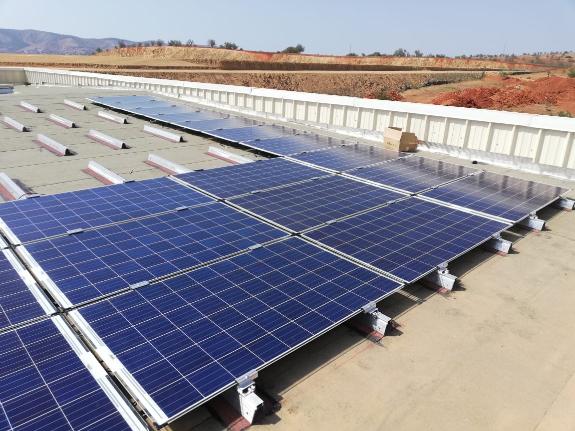 découvrez l'expertise en fabrication de panneaux photovoltaïques, offrant des solutions énergétiques durables et efficaces pour maximiser l'utilisation de l'énergie solaire. optez pour une énergie propre et réduisez votre empreinte carbone grâce à nos technologies de pointe.