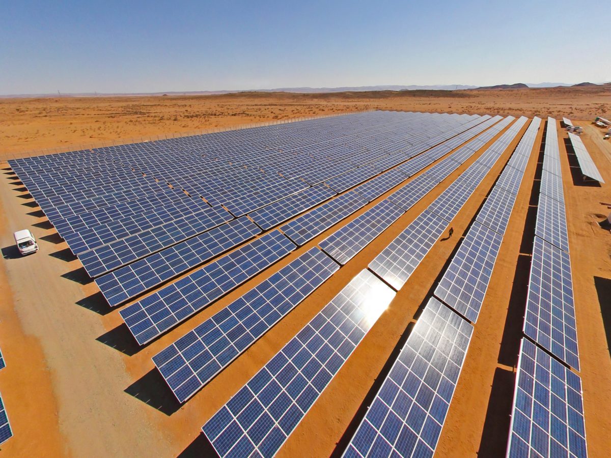 découvrez les différentes options de financement pour l'installation de panneaux photovoltaïques. profitez d'aides financières et d'incitations fiscales pour réduire le coût de votre transition énergétique et réaliser des économies sur vos factures d'électricité.