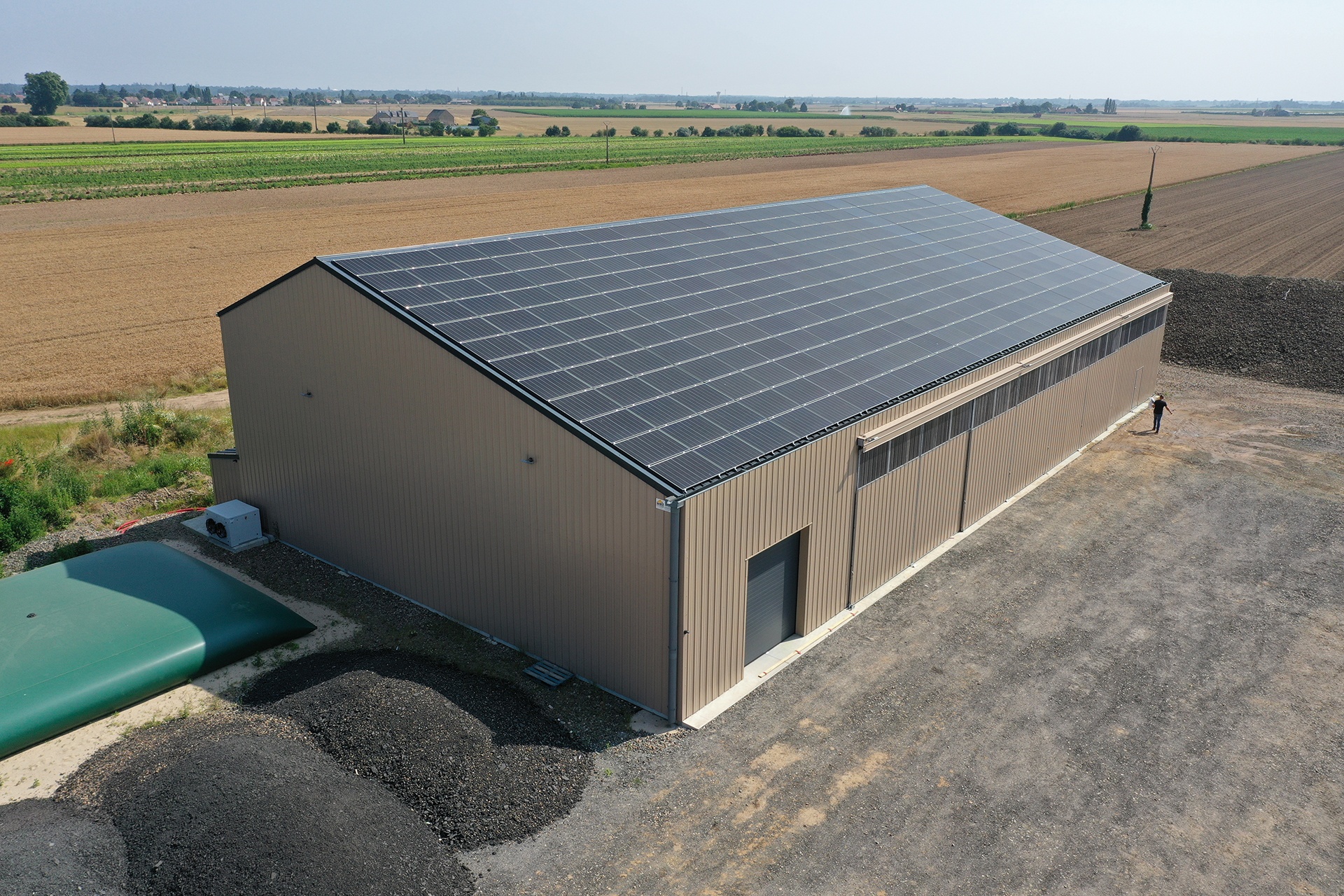 découvrez les options de financement pour installer des panneaux photovoltaïques et profiter d'économies d'énergie tout en contribuant à la transition énergétique. obtenez des conseils sur les aides disponibles et les solutions adaptées à votre budget.
