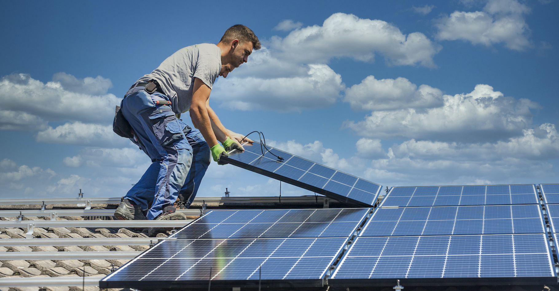 découvrez les meilleures options de financement pour l'installation de panneaux solaires en belgique. profitez d'aides financières, de subventions et de solutions adaptées à votre budget pour rendre votre projet d'énergie renouvelable accessible et rentable.
