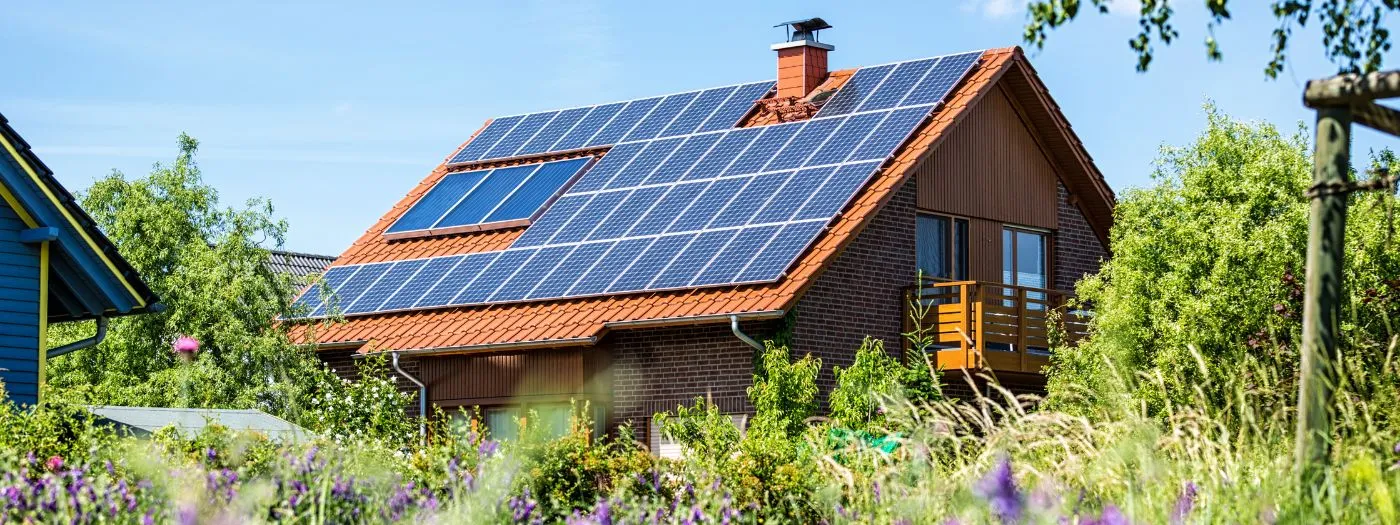 découvrez comment financer l'installation de panneaux photovoltaïques grâce à des aides, subventions et solutions de crédit adaptées. optimisez votre investissement tout en contribuant à la transition énergétique.