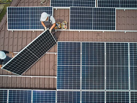découvrez le fonctionnement des panneaux photovoltaïques et les nombreux avantages qu'ils offrent pour produire de l'énergie renouvelable, réduire vos factures d'électricité et contribuer à la protection de l'environnement. informez-vous sur leur efficacité, leur installation et leur impact durable.