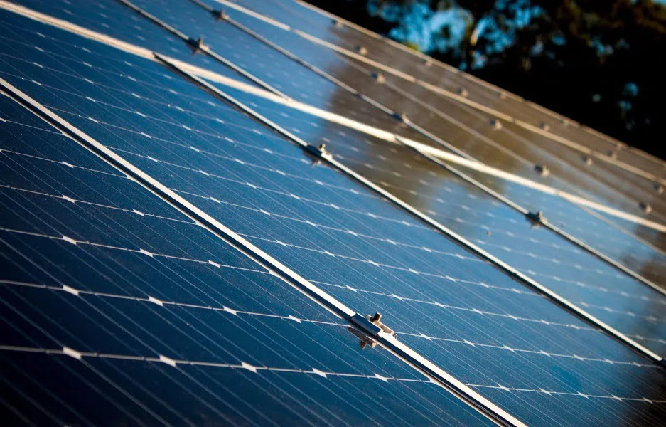 optimisez la performance de vos panneaux photovoltaïques grâce à notre service de gestion spécialisé. profitez d'une production d'énergie maximale, d'une maintenance efficace et d'un suivi personnalisé pour rentabiliser votre investissement solaire.