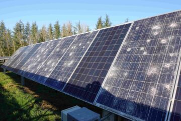 protégez efficacement vos panneaux photovoltaïques des dommages causés par la grêle grâce à nos solutions innovantes. découvrez comment maintenir la performance de votre installation solaire malgré les intempéries.