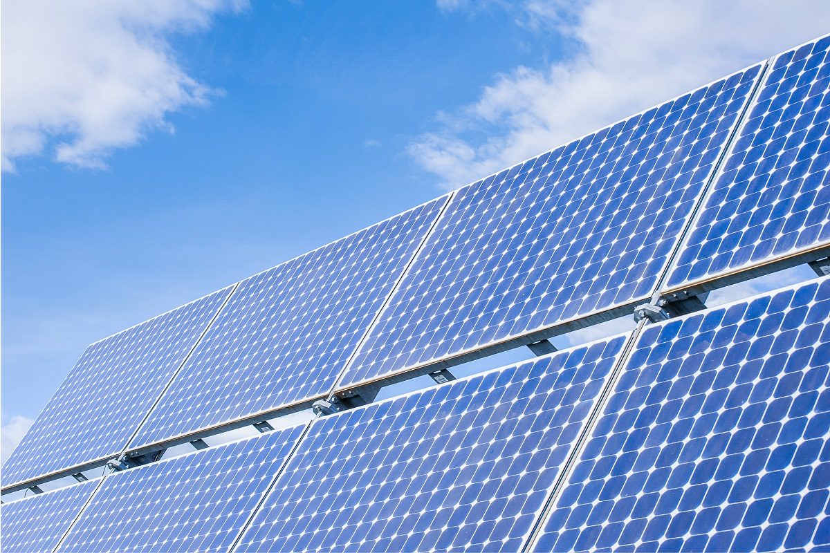 découvrez l'histoire fascinante des panneaux photovoltaïques, depuis leurs premières innovations jusqu'à leur impact sur les énergies renouvelables d'aujourd'hui. explorez leur évolution technologique et les défis qu'ils ont surmontés pour devenir une solution énergétique durable incontournable.