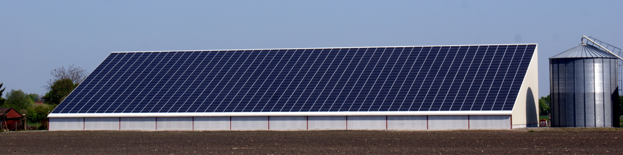 découvrez l'impact de la taxe sur les panneaux photovoltaïques en france. informez-vous sur les implications fiscales, les opportunités d'économies d'énergie et comment cette législation influence l'adoption des énergies renouvelables.