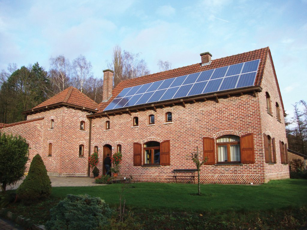 découvrez des installateurs photovoltaïques à soignies, experts en solutions solaires pour réduire votre facture d'électricité et contribuer à un avenir durable. bénéficiez d'une installation professionnelle et personnalisée adaptée à vos besoins.