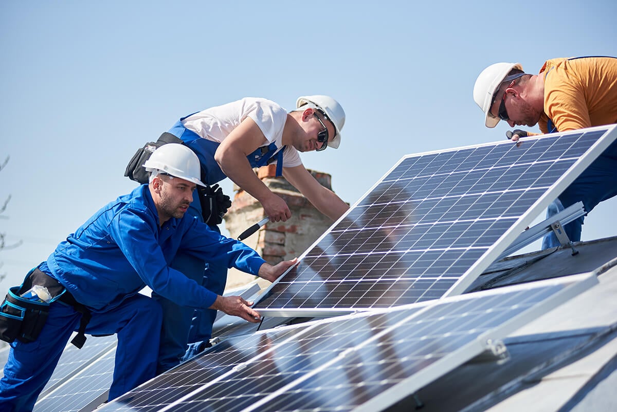 découvrez les meilleurs installateurs photovoltaïques qui vous accompagnent dans la transition énergétique. profitez de solutions sur mesure pour rendre votre maison écoresponsable tout en réduisant vos factures d'électricité.