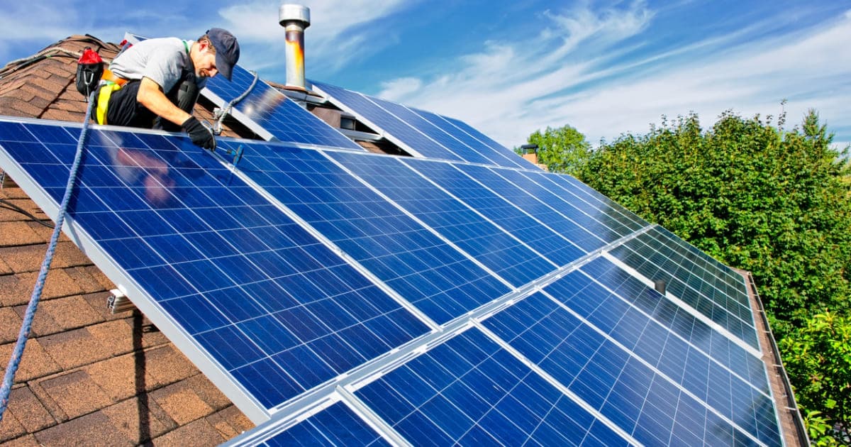 découvrez comment installer des panneaux photovoltaïques pour transformer l'énergie solaire en électricité. profitez d'une solution durable et économique tout en réduisant votre empreinte carbone. apprenez les étapes essentielles pour une installation réussie et bénéficiez d'économies sur votre facture d'électricité.