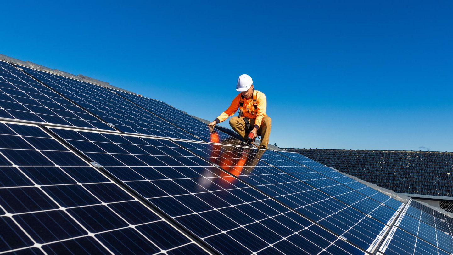 découvrez les opportunités d'investissement dans les panneaux photovoltaïques en belgique. profitez d'une énergie renouvelable durable et d'aides financières attractives tout en contribuant à la transition énergétique de votre pays. investissez intelligemment dans l'avenir!