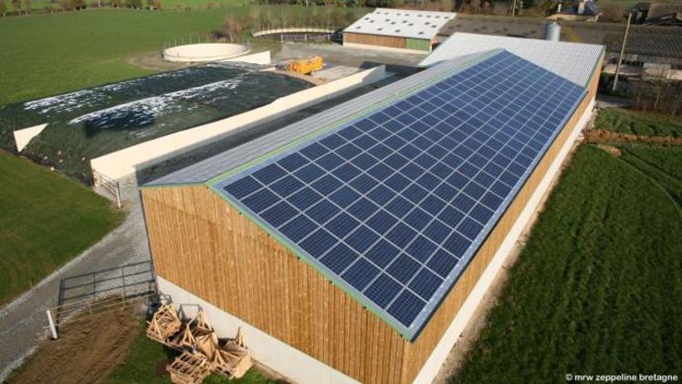 découvrez comment l'investissement solaire peut transformer votre approche énergétique. profitez d'opportunités durables et rentables en vous engageant dans l'énergie solaire, une solution écologique au service de votre portefeuille et de la planète.