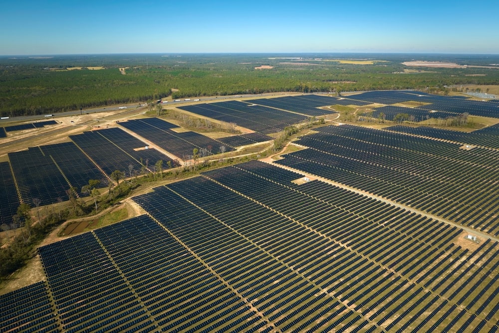 découvrez les différents matériaux utilisés dans la fabrication de panneaux photovoltaïques, leur impact sur l'efficacité énergétique et leur contribution à la transition vers des énergies renouvelables durables.