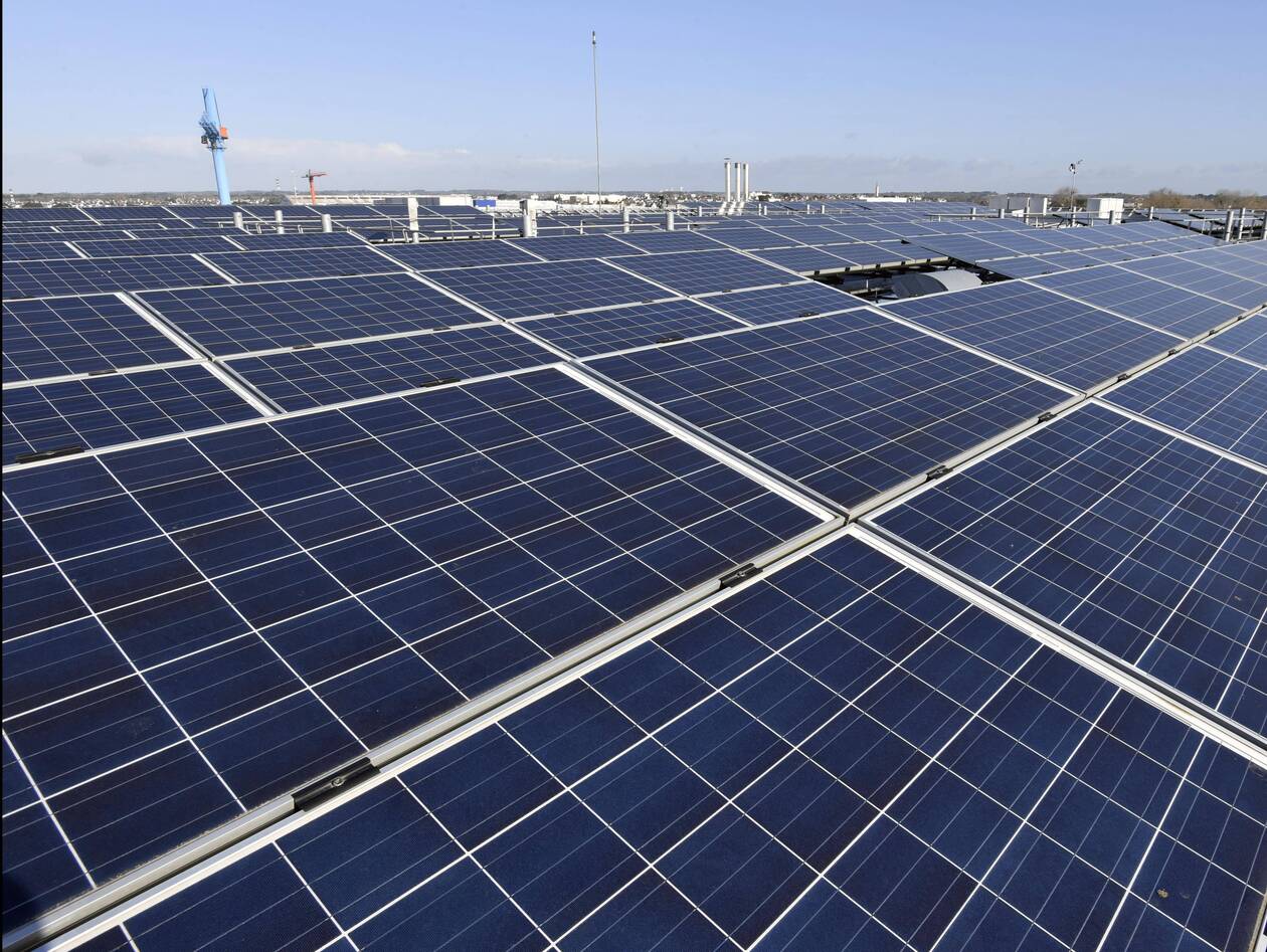 découvrez notre guide complet sur les meilleurs panneaux photovoltaïques chinois. comparez les marques, l'efficacité énergétique et les options de prix pour faire le choix idéal pour votre installation solaire.