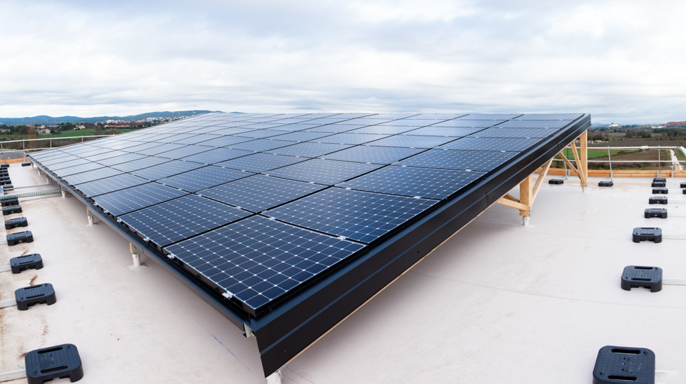 découvrez comment les panneaux photovoltaïques transforment l'économie durable en provence. explorez les avantages de l'énergie solaire, les initiatives locales et comment chaque geste compte pour un avenir plus vert.