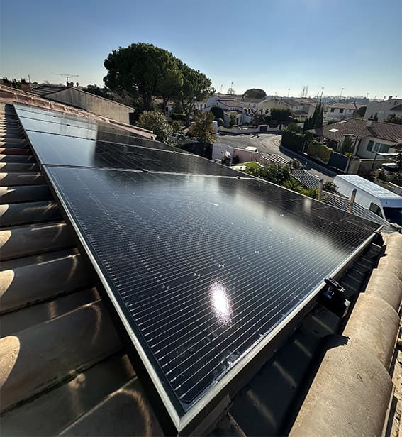 découvrez nos solutions de panneaux photovoltaïques à nîmes pour une énergie propre et renouvelable. profitez d'une installation professionnelle et d'économies sur vos factures d'électricité. engagez-vous pour la transition énergétique !