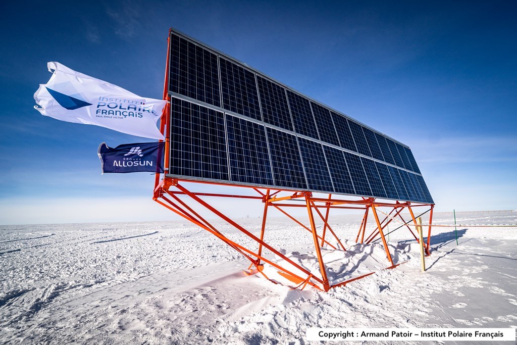 découvrez comment les panneaux photovoltaïques peuvent produire de l'énergie même la nuit grâce aux technologies innovantes de stockage et de conversion. maximisez votre électricité renouvelable et réduisez votre empreinte carbone, tout en profitant d'une autonomie énergétique optimisée.