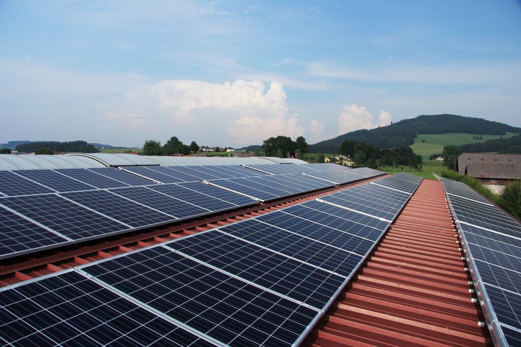 découvrez nos solutions de panneaux photovoltaïques adaptés pour une puissance de 12 000 kw. optimisez votre consommation d'énergie tout en contribuant à la protection de l'environnement grâce à une énergie renouvelable efficace et durable.