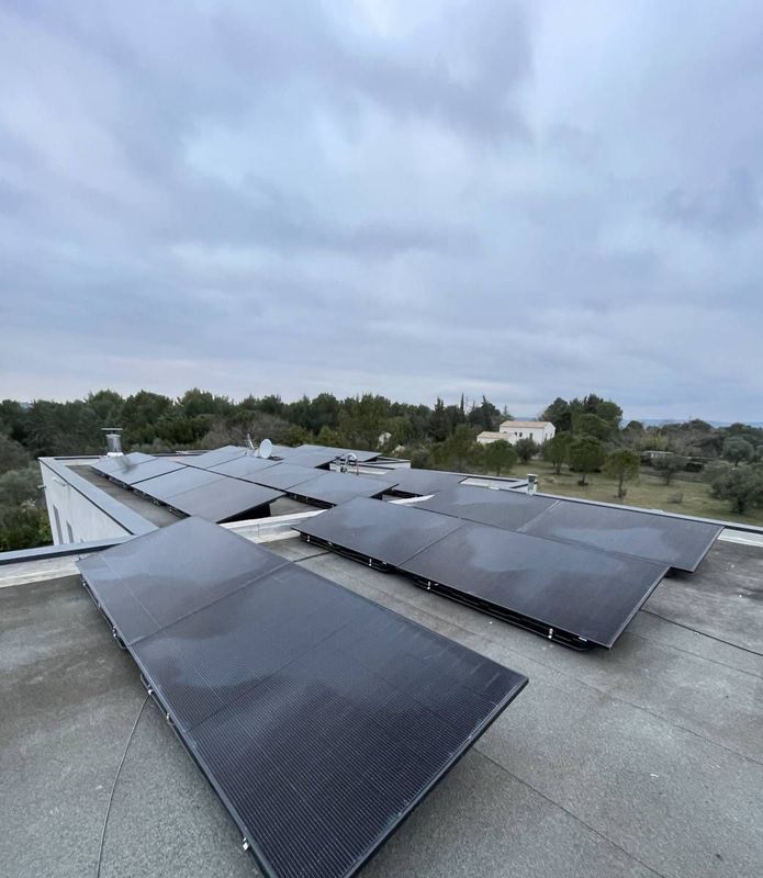 découvrez nos panneaux photovoltaïques performants adaptés pour une production d'énergie de 12 000 kw. optez pour une solution durable et économique pour votre consommation d'électricité tout en réduisant votre empreinte carbone.