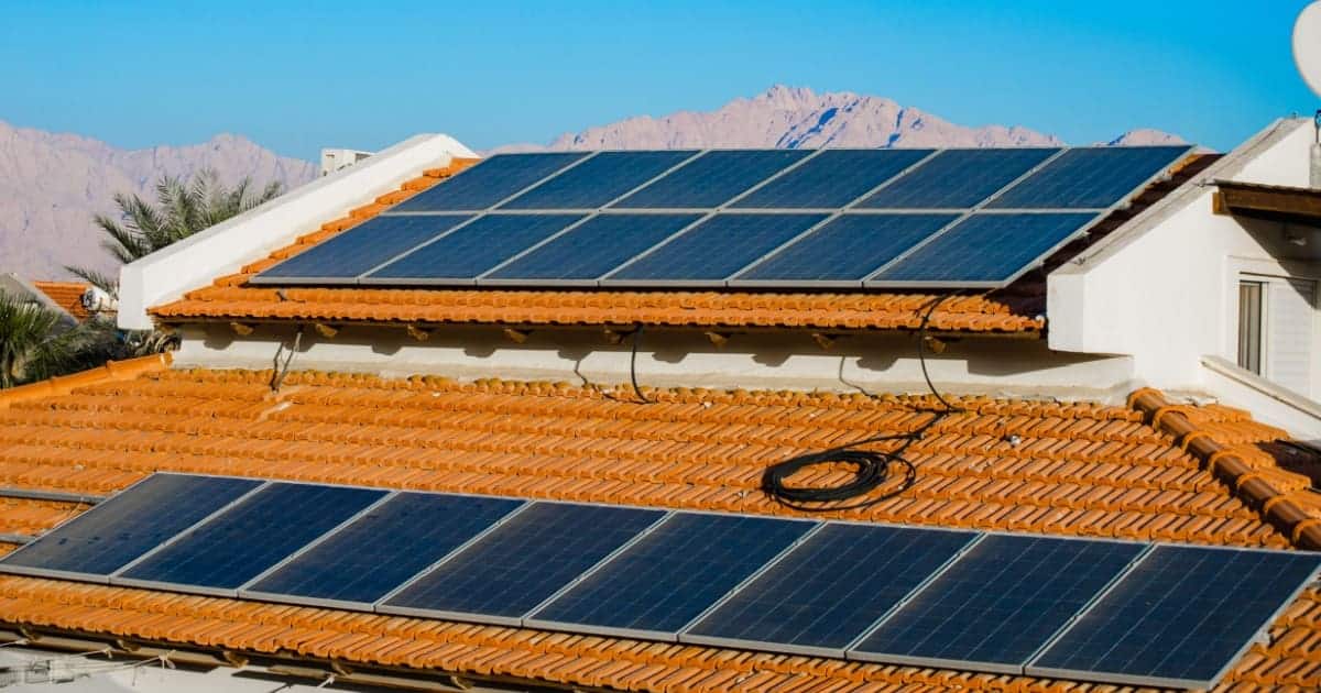 découvrez nos solutions de panneaux photovoltaïques adaptés pour une puissance de 15000 kw. optimisez votre consommation d'énergie et investissez dans les énergies renouvelables avec nos produits performants et durables.