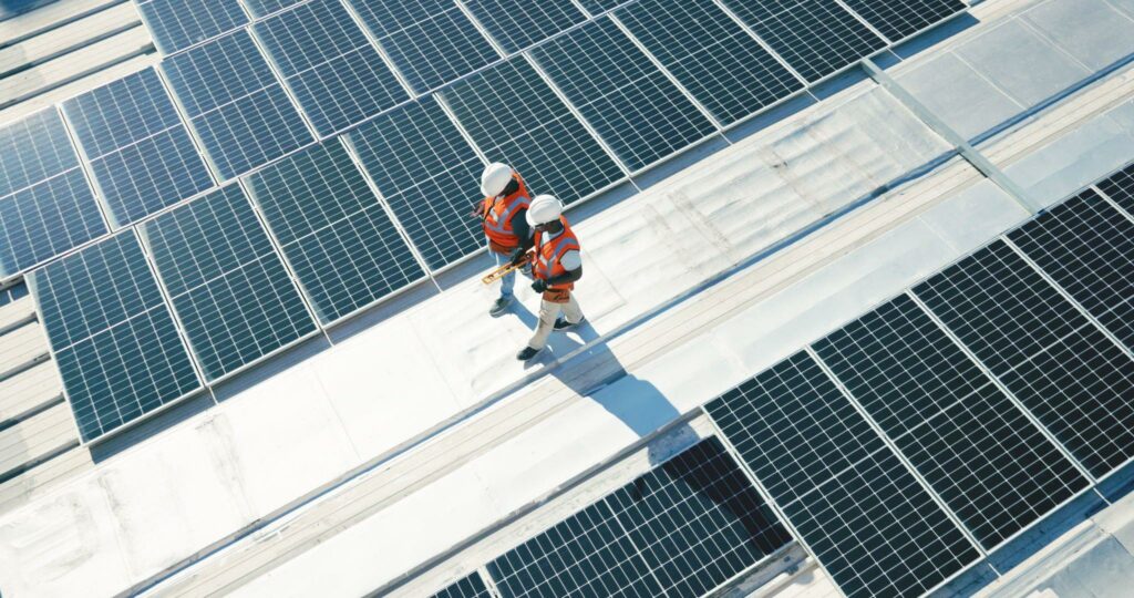 découvrez notre gamme de panneaux photovoltaïques professionnels, conçus pour optimiser la production d'énergie solaire et réduire vos coûts énergétiques. idéaux pour les entreprises soucieuses de leur impact environnemental, nos solutions garantissent performance et durabilité. transformez votre entreprise avec l'énergie renouvelable dès aujourd'hui !