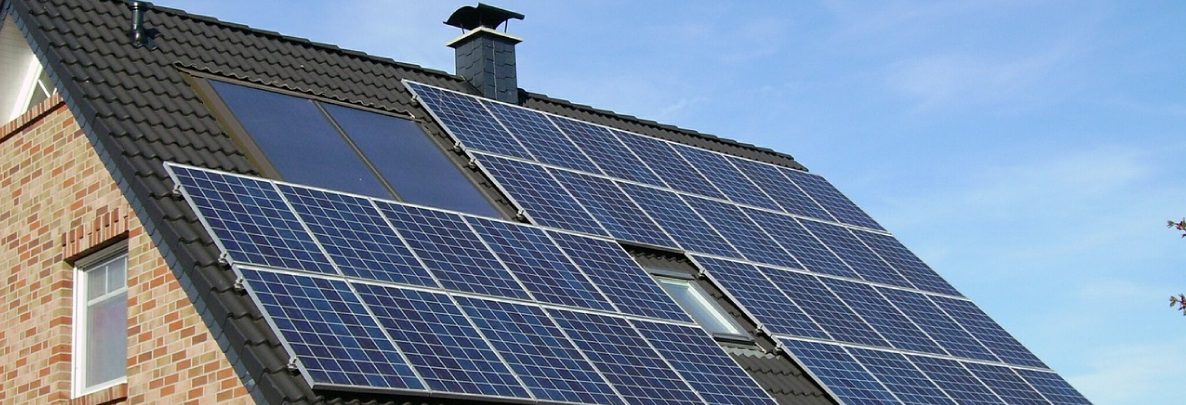 découvrez les avantages et les inconvénients des panneaux photovoltaïques en silicium amorphe. apprenez comment cette technologie peut optimiser votre production d'énergie solaire tout en pesant ses points forts et ses limites.