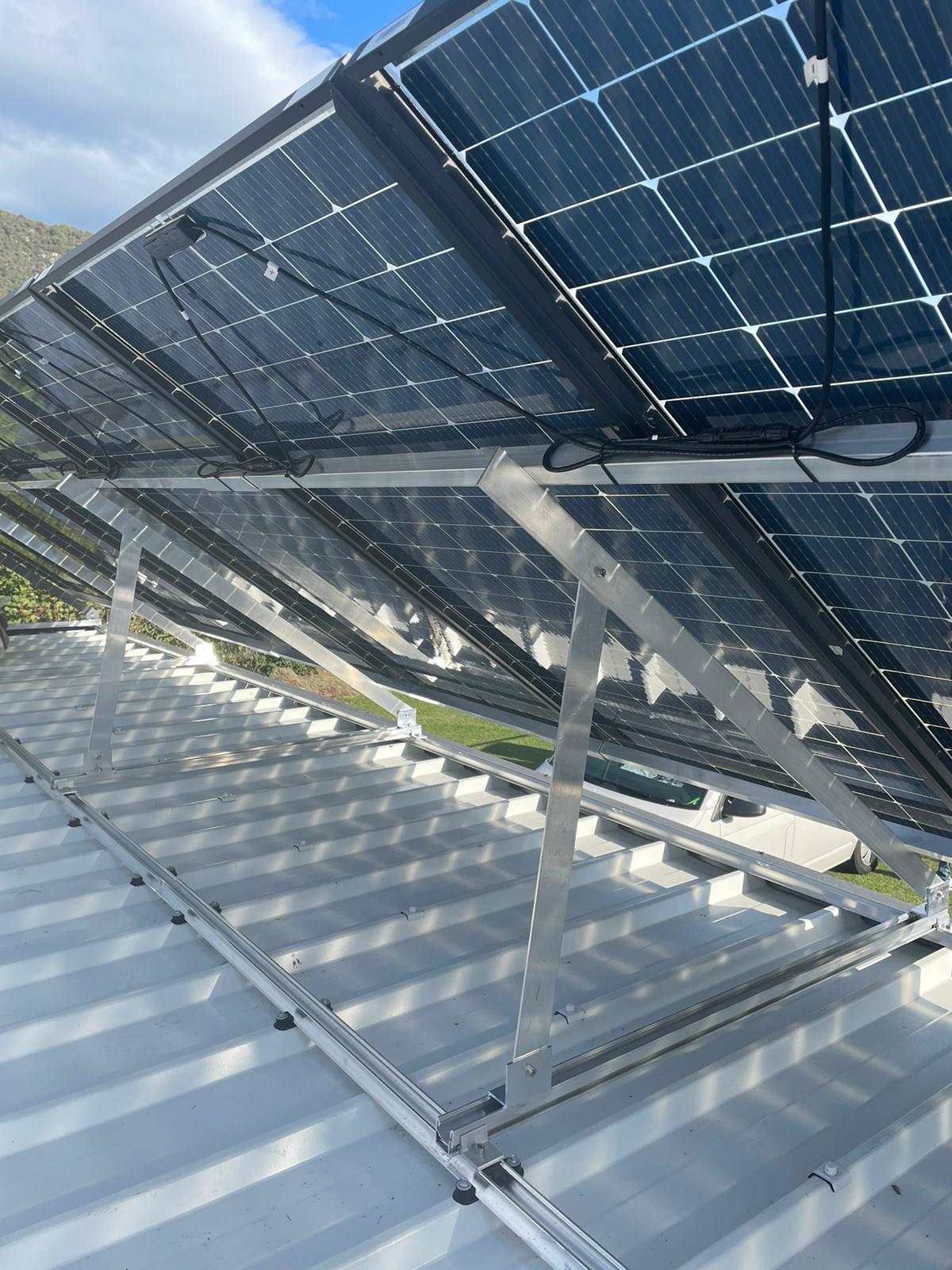 découvrez comment les panneaux photovoltaïques façonnent un avenir durable en offrant des solutions d'énergie renouvelable efficaces et rentables. investissez dans une planète plus verte grâce à l'énergie solaire !
