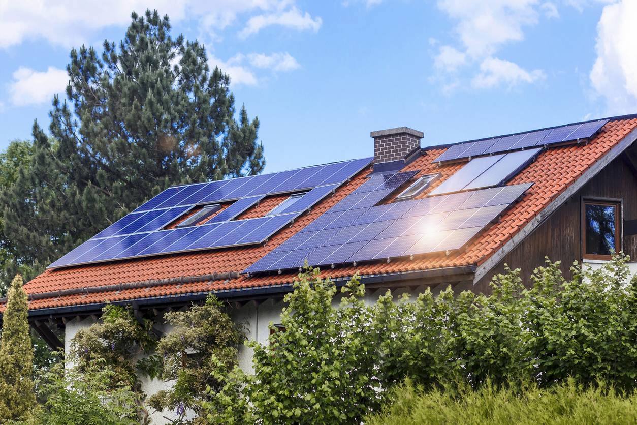 découvrez tout ce qu'il faut savoir sur le poids des panneaux photovoltaïques. informez-vous sur les différents types de panneaux, leur impact sur l'installation et les aspects techniques à considérer pour votre projet d'énergie solaire.