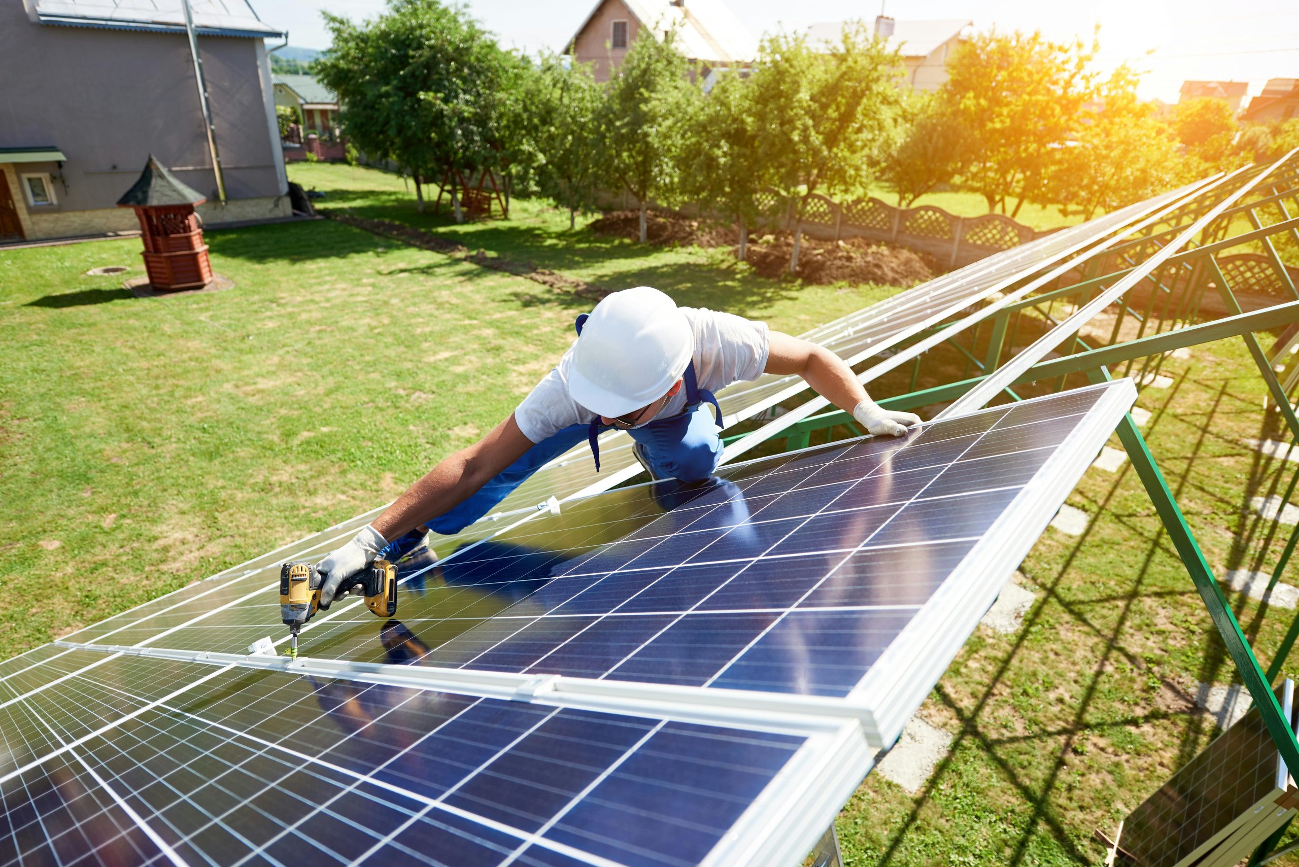 découvrez comment poser des panneaux photovoltaïques efficacement pour maximiser votre production d'énergie solaire. apprenez les étapes, les conseils pratiques et les avantages écologiques de cette installation.
