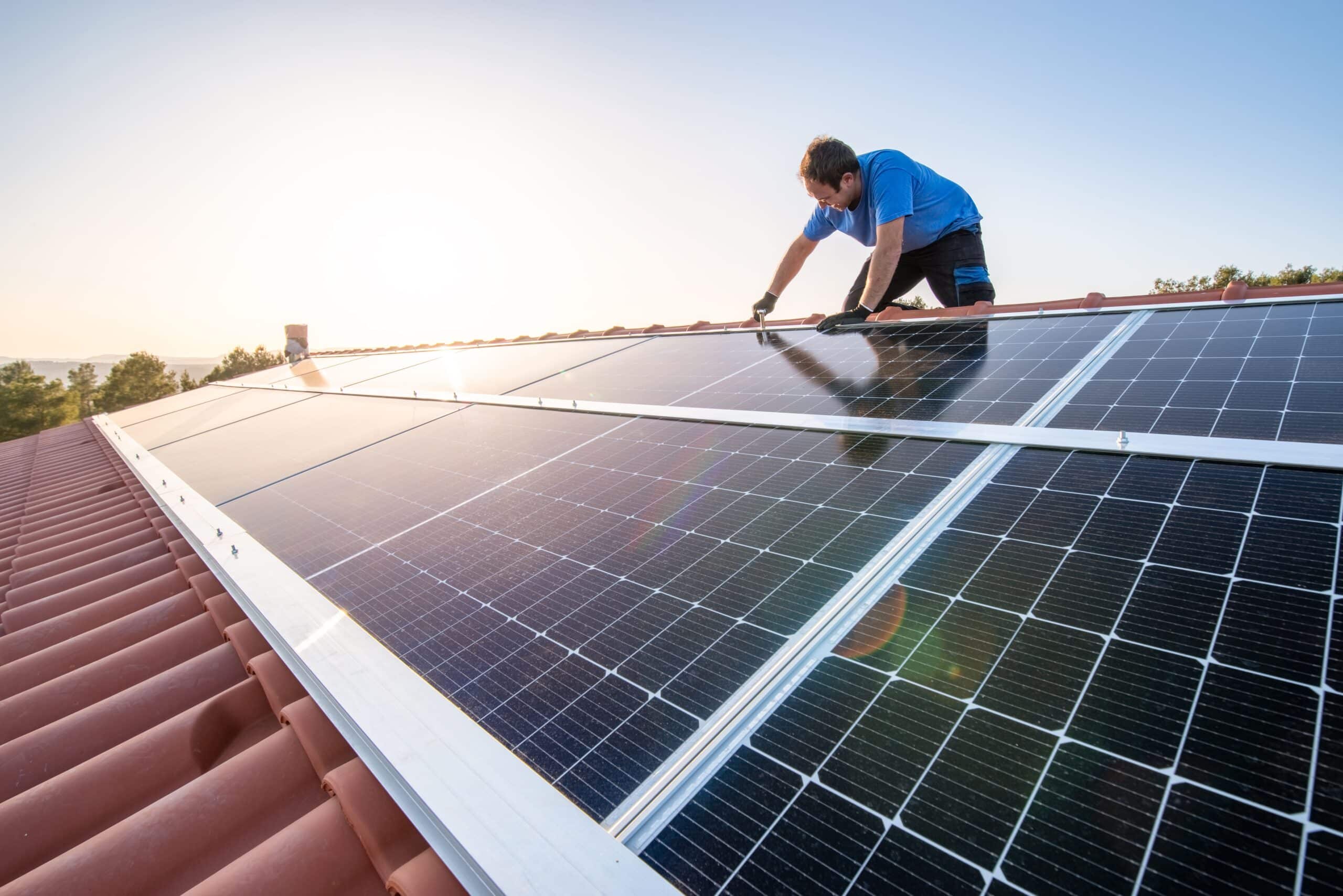 découvrez les différentes primes disponibles pour l'installation de panneaux photovoltaïques en france. maximisez vos économies et réduisez votre empreinte carbone grâce à des subventions et des aides financières adaptées à votre projet énergétique.