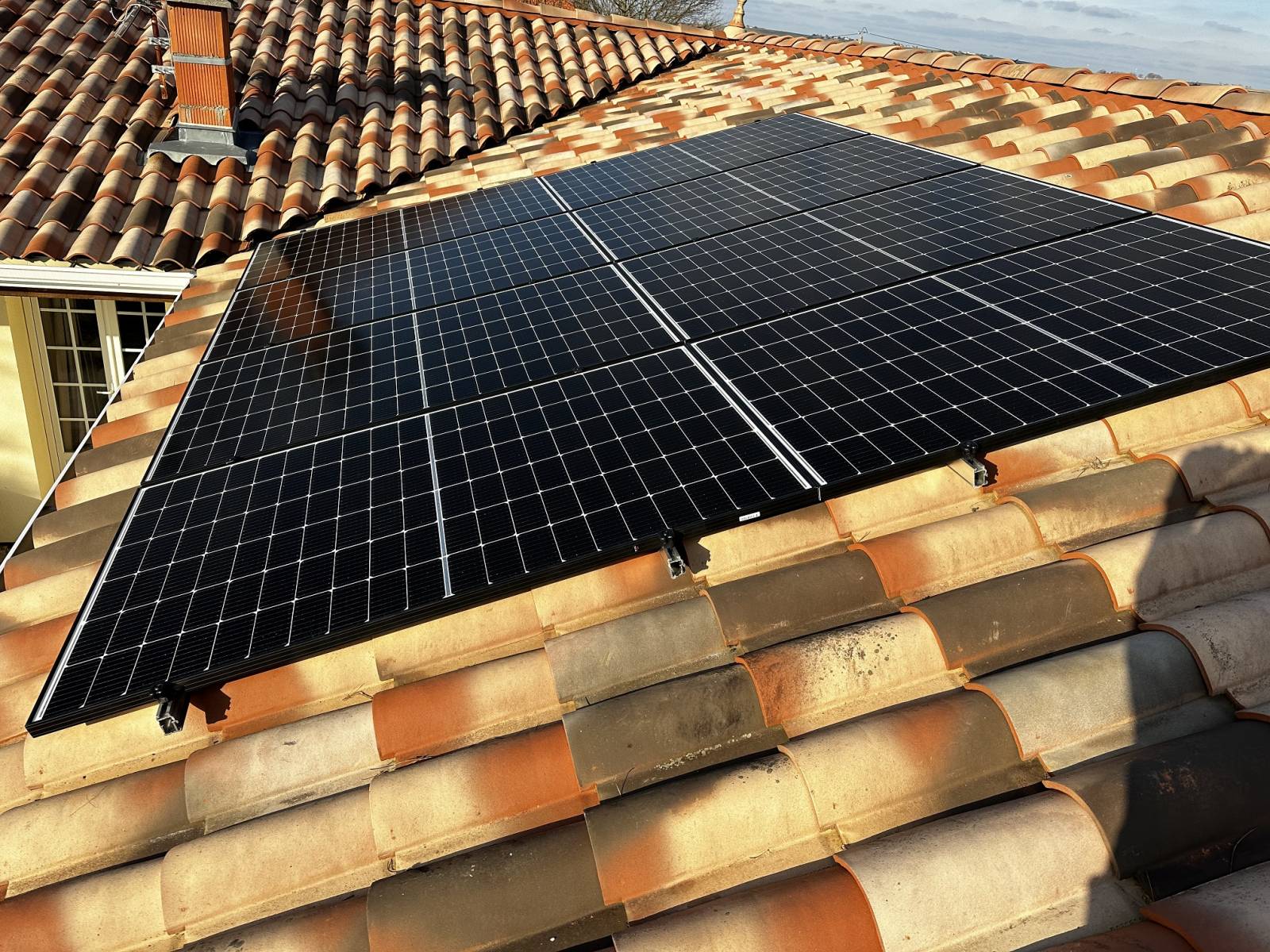 découvrez les primes disponibles pour l'installation de panneaux photovoltaïques en france. profitez d'aides financières pour rendre votre projet solaire plus accessible et réduire votre empreinte carbone.