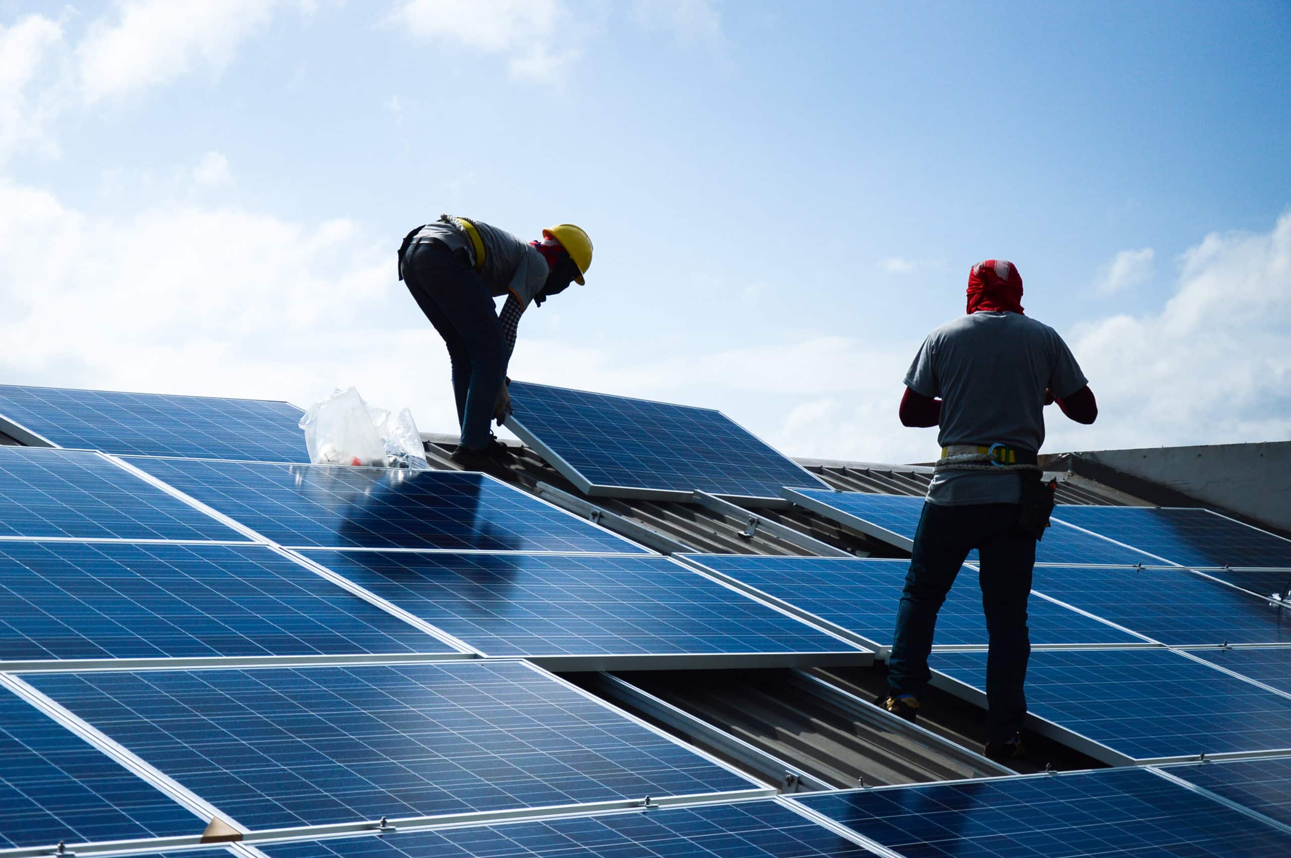découvrez comment bénéficier des primes pour l'installation de panneaux photovoltaïques. profitez d'aides financières pour réduire le coût de votre transition énergétique et produire votre propre électricité verte. renseignez-vous sur les différents dispositifs et simplifiez votre projet d'énergie renouvelable.