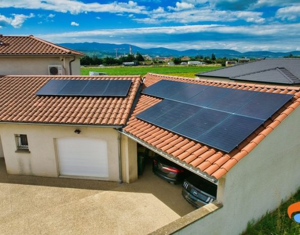 découvrez tout ce qu'il faut savoir sur les primes pour l'installation de panneaux photovoltaïques en france. profitez des aides financières disponibles pour rendre votre projet d'énergie solaire avantageux et accessible.