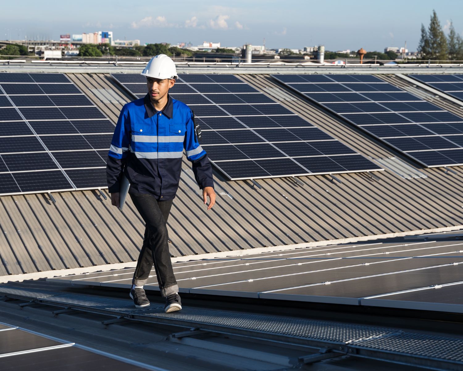 découvrez les prix compétitifs de 12 panneaux photovoltaïques adaptés à vos besoins énergétiques. profitez des avantages de l'énergie solaire tout en réalisant des économies sur votre facture d'électricité. obtenez un devis personnalisé et faites le choix d'un avenir durable.