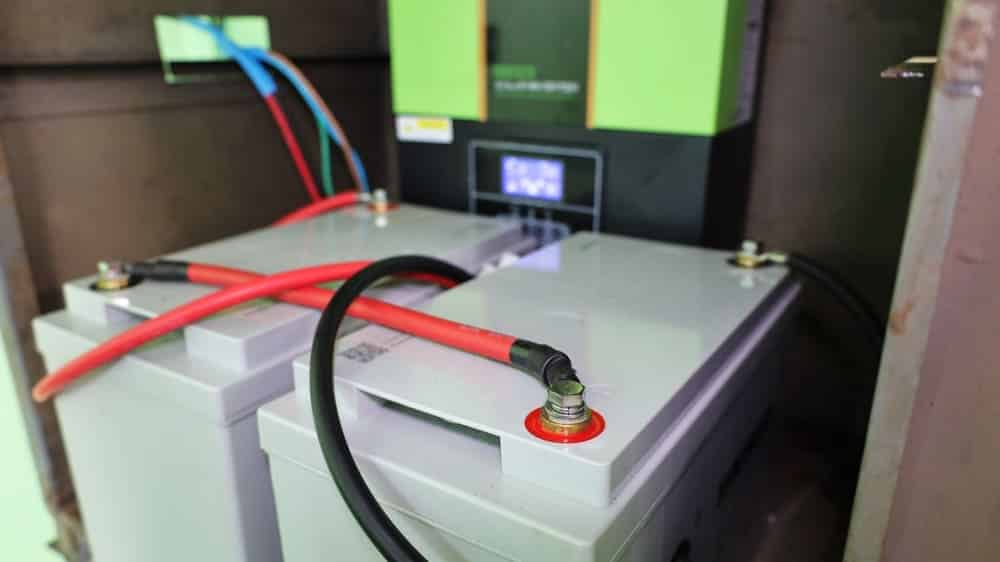 découvrez tout ce qu'il faut savoir sur les prix des batteries pour panneaux photovoltaïques. comparez les options, les performances et les meilleures marques pour maximiser votre efficacité énergétique. informez-vous sur les avantages et les économies possibles grâce à une batterie adaptée à votre installation.