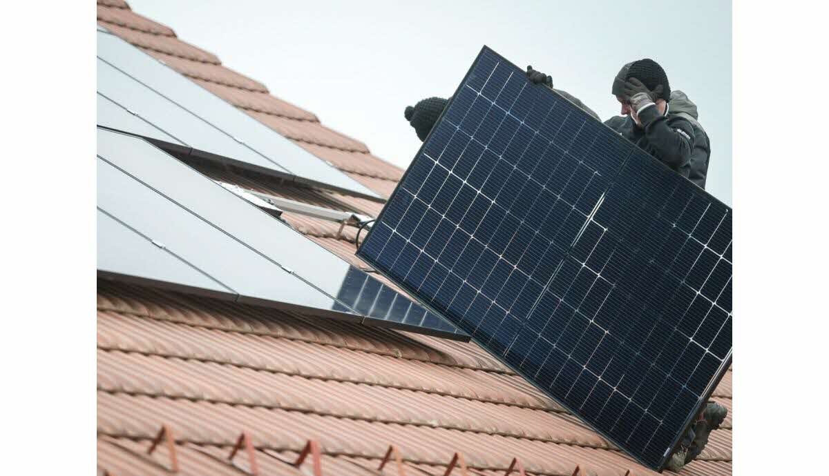 découvrez les derniers prix des panneaux photovoltaïques et les meilleures options pour optimiser votre investissement en énergie solaire. comparez les coûts, bénéficiez de conseils d'experts et informez-vous sur les subventions disponibles.