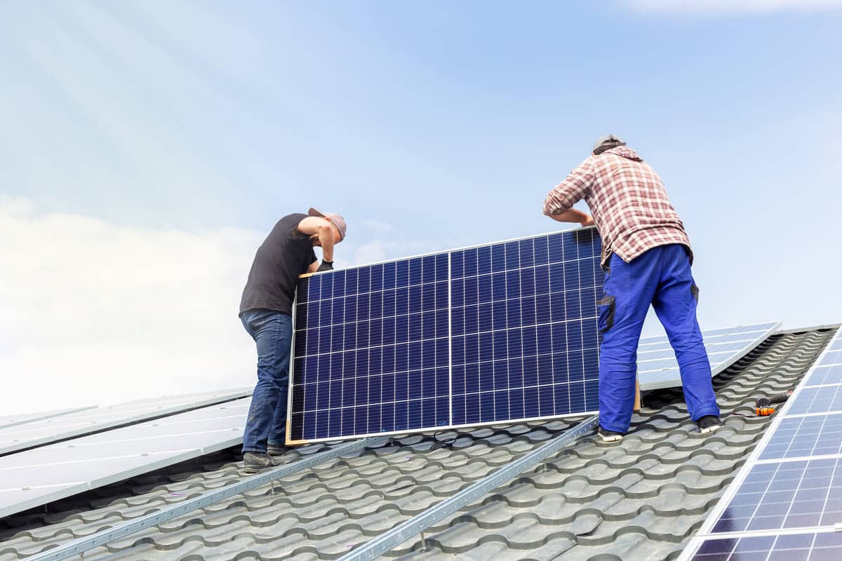 découvrez comment maximiser la rentabilité de vos panneaux photovoltaïques. analysez les coûts, les économies d'énergie et les incitations gouvernementales pour faire de votre investissement solaire une source de revenus durable.