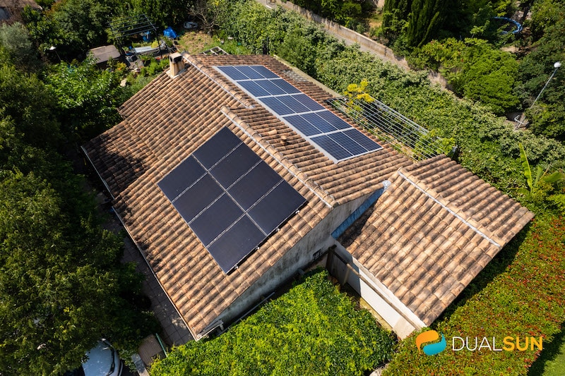 découvrez la rentabilité des panneaux photovoltaïques et comment ils peuvent transformer votre investissement énergétique en économies durables. analysez les avantages financiers, les économies d'énergie et les subventions disponibles pour maximiser votre retour sur investissement.