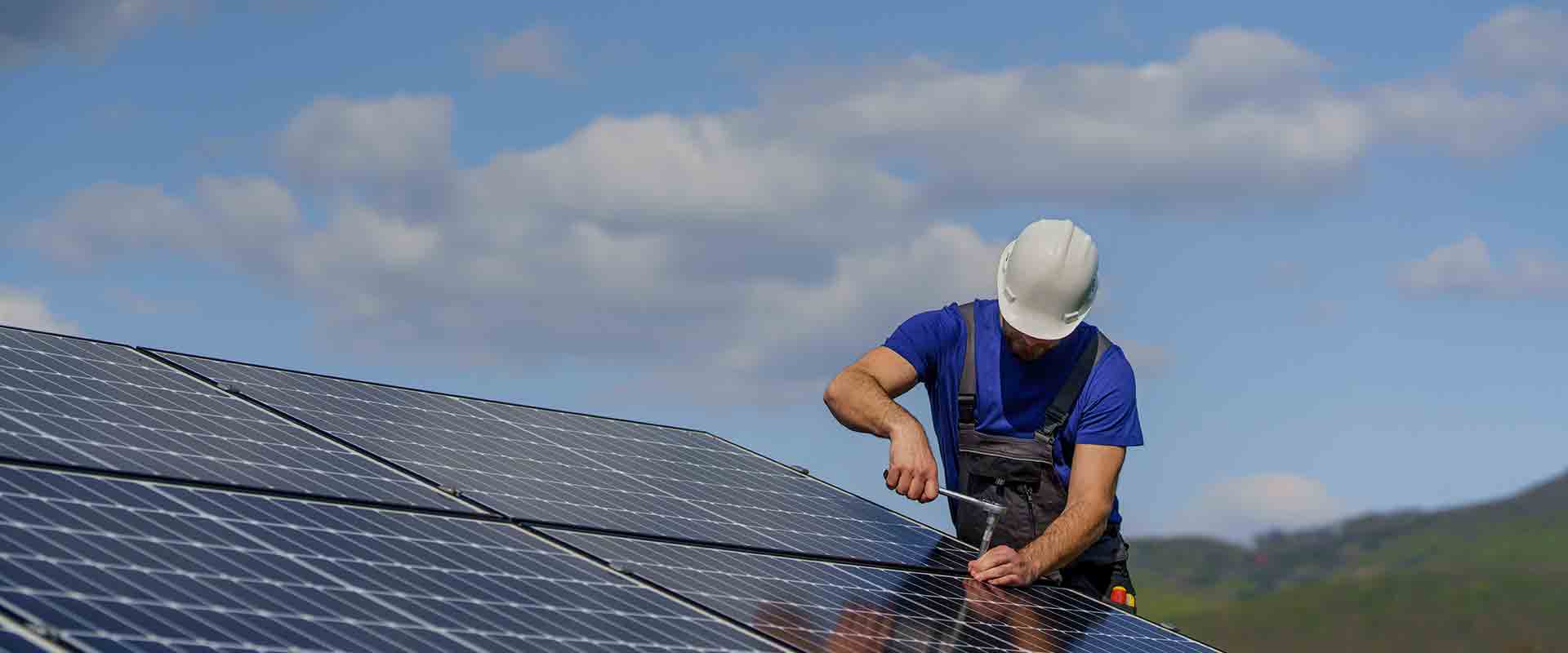 découvrez les risques santé associés à l'utilisation des panneaux photovoltaïques. informez-vous sur les impacts potentiels sur la santé humaine et l'environnement, ainsi que sur les mesures à prendre pour une installation sécurisée et efficace.